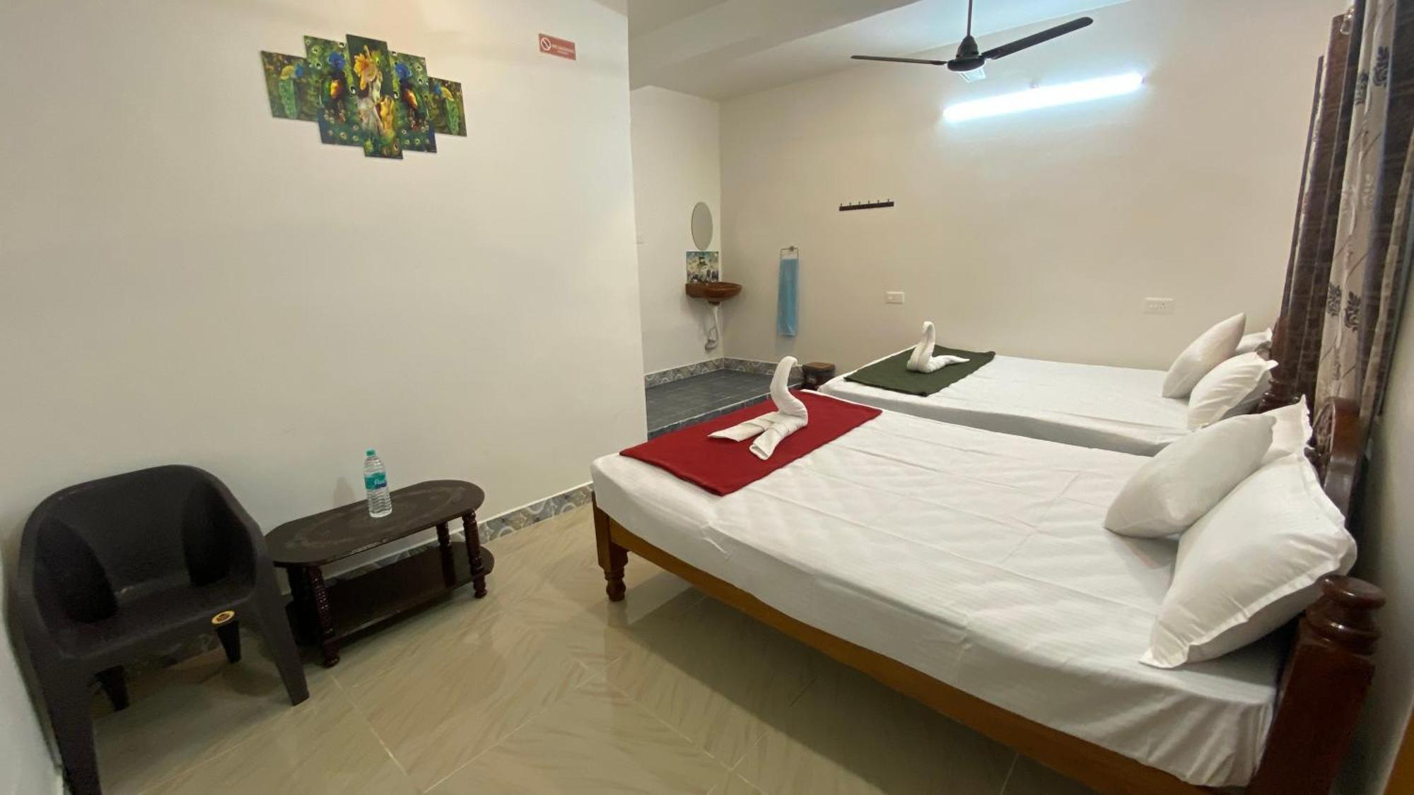 Kavieya Residency Hotel Purnankuppam ภายนอก รูปภาพ